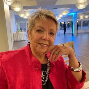 Meet your Posher, Rose